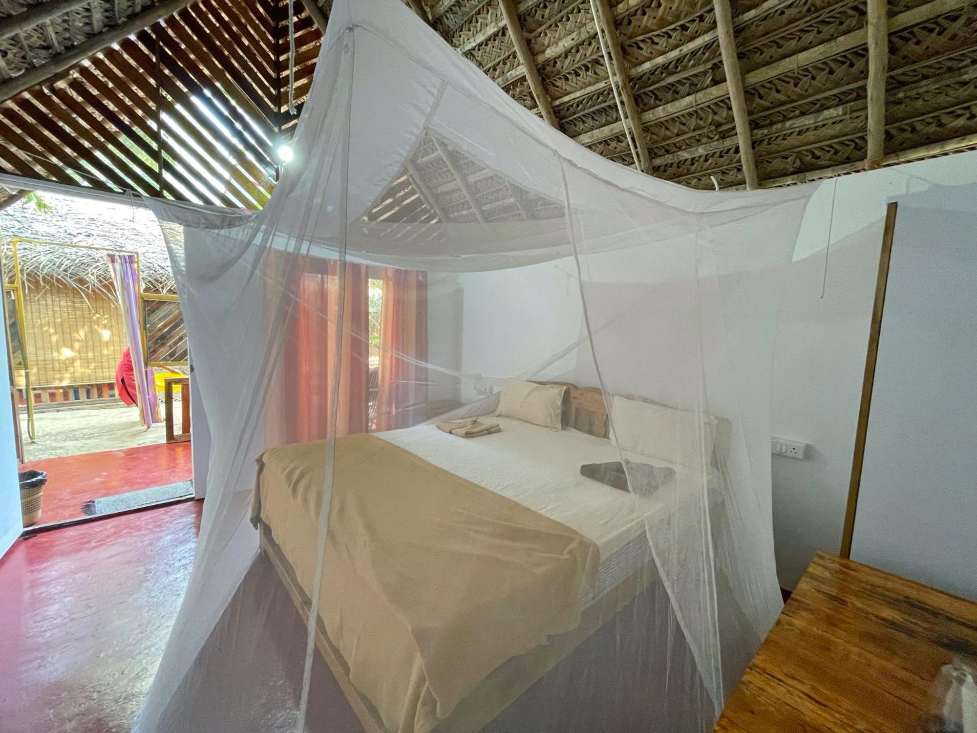Hotel Ducknchill-Agonda Extérieur photo