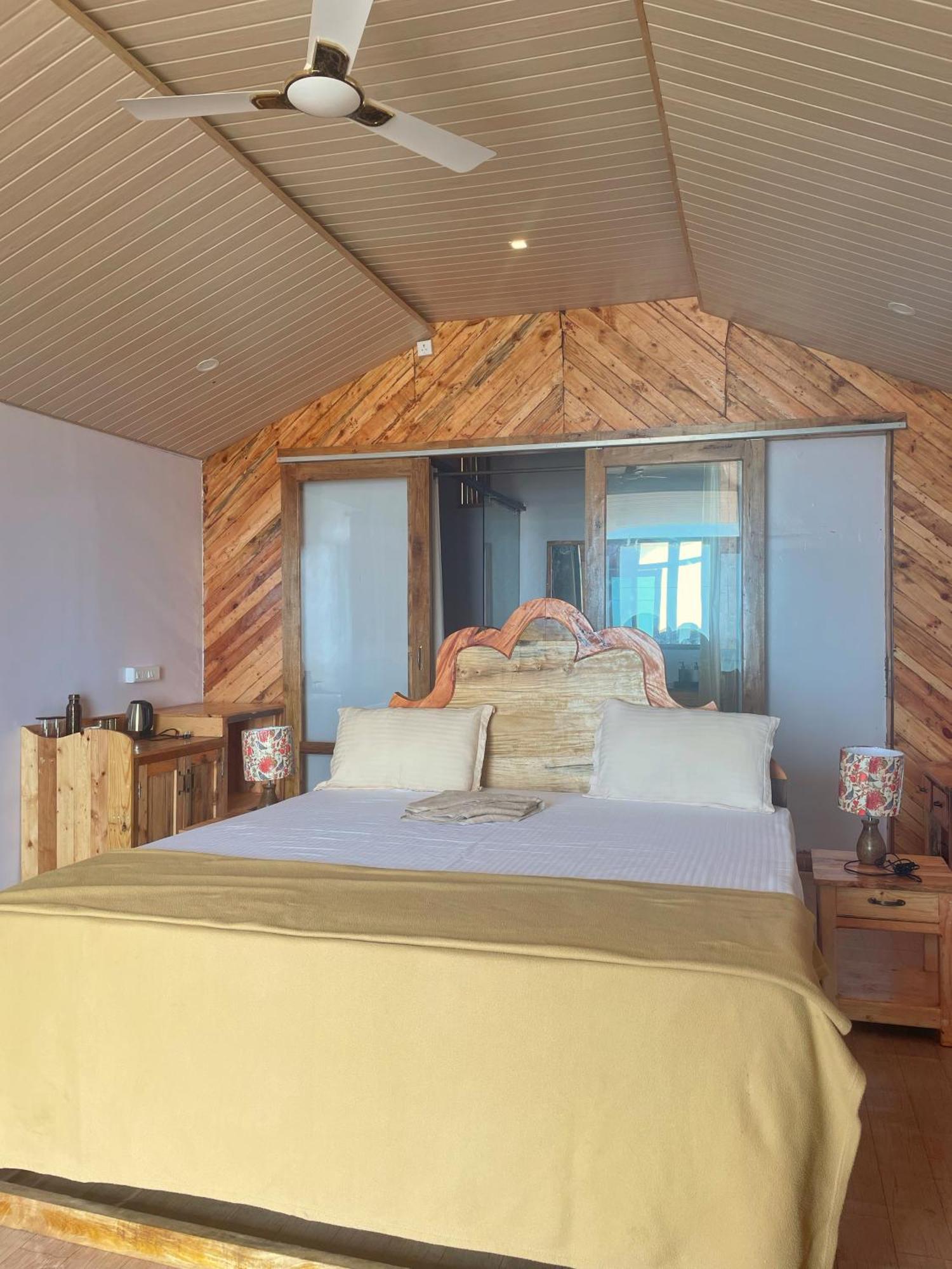 Hotel Ducknchill-Agonda Extérieur photo