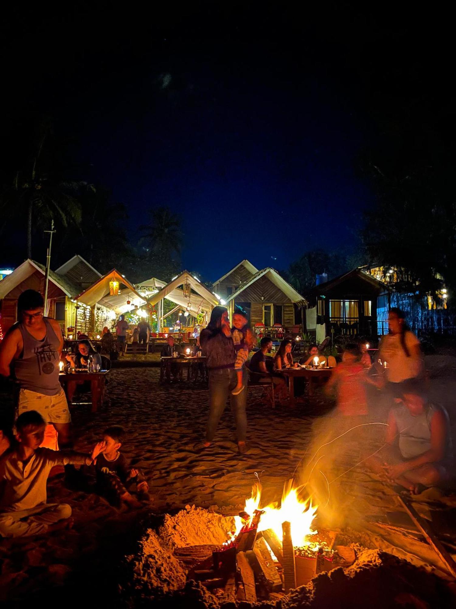 Hotel Ducknchill-Agonda Extérieur photo