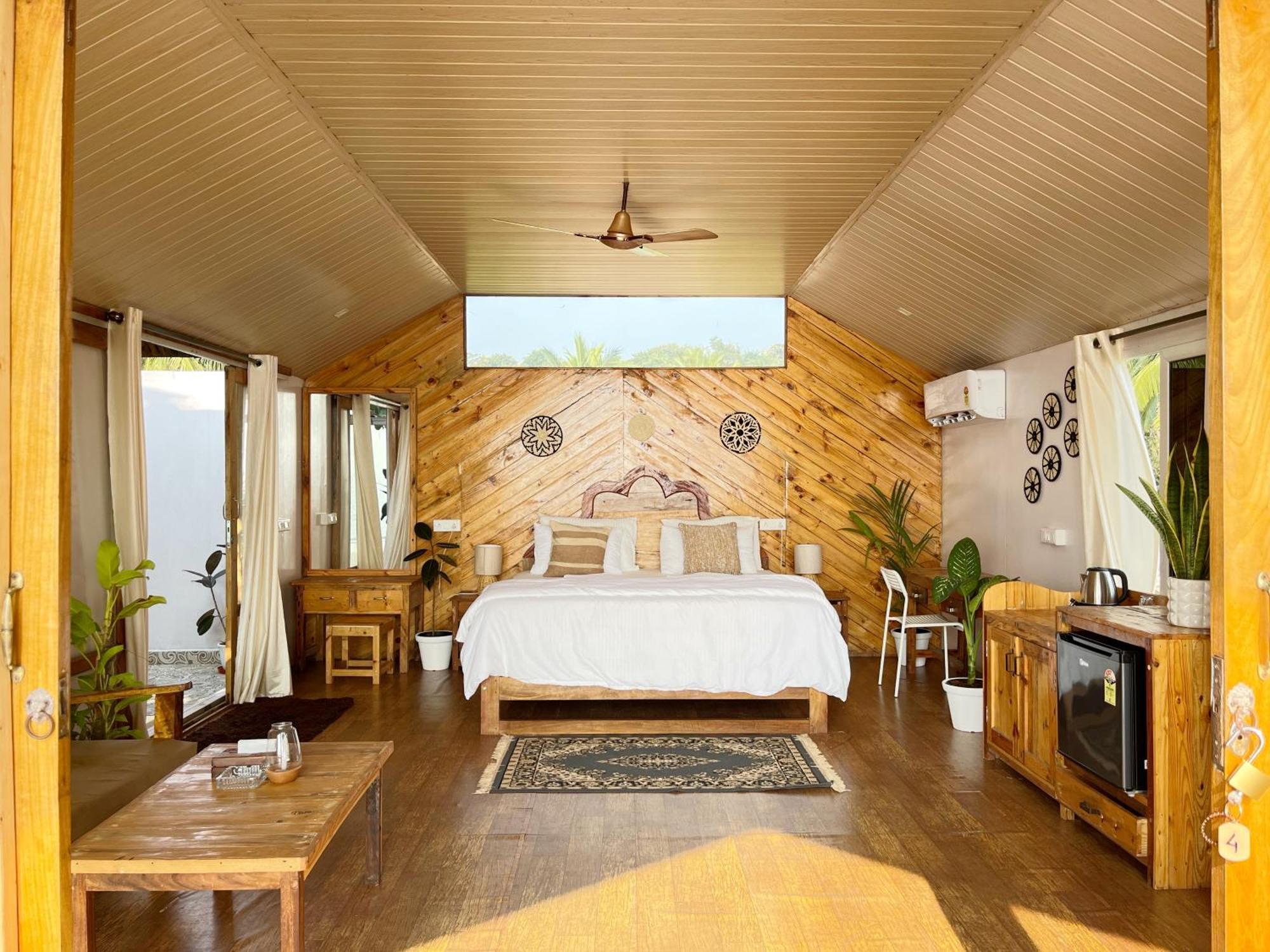 Hotel Ducknchill-Agonda Extérieur photo